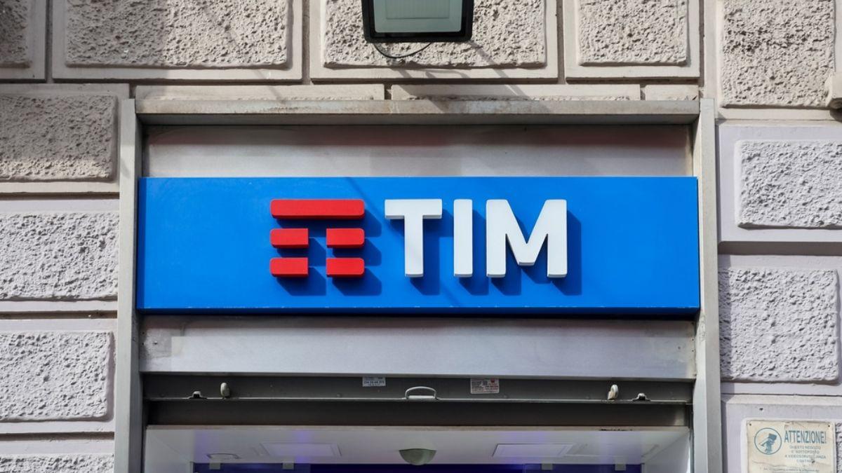 O leilão deve atrair atenção das principais operadoras do país (Imagem: Shutterstock)