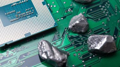 Terras raras são essenciais para a produção de itens como imãs e chips (Imagem: Shutterstock)