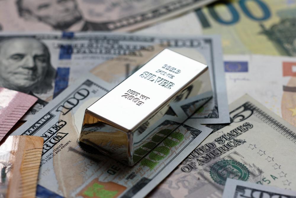 Prata é um dos minerais mais valiosos do mundo (Imagem: Shutterstuck)