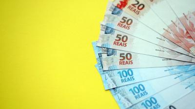 8% da população diz que podem deixar de investir no próximo ano (Imagem: Shutterstock)