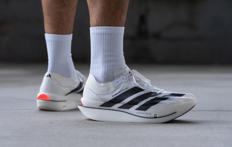 Tênis foi lançado há duas semanas e já figura como ferramenta para novo recorde mundial (Imagem: Divulgação)