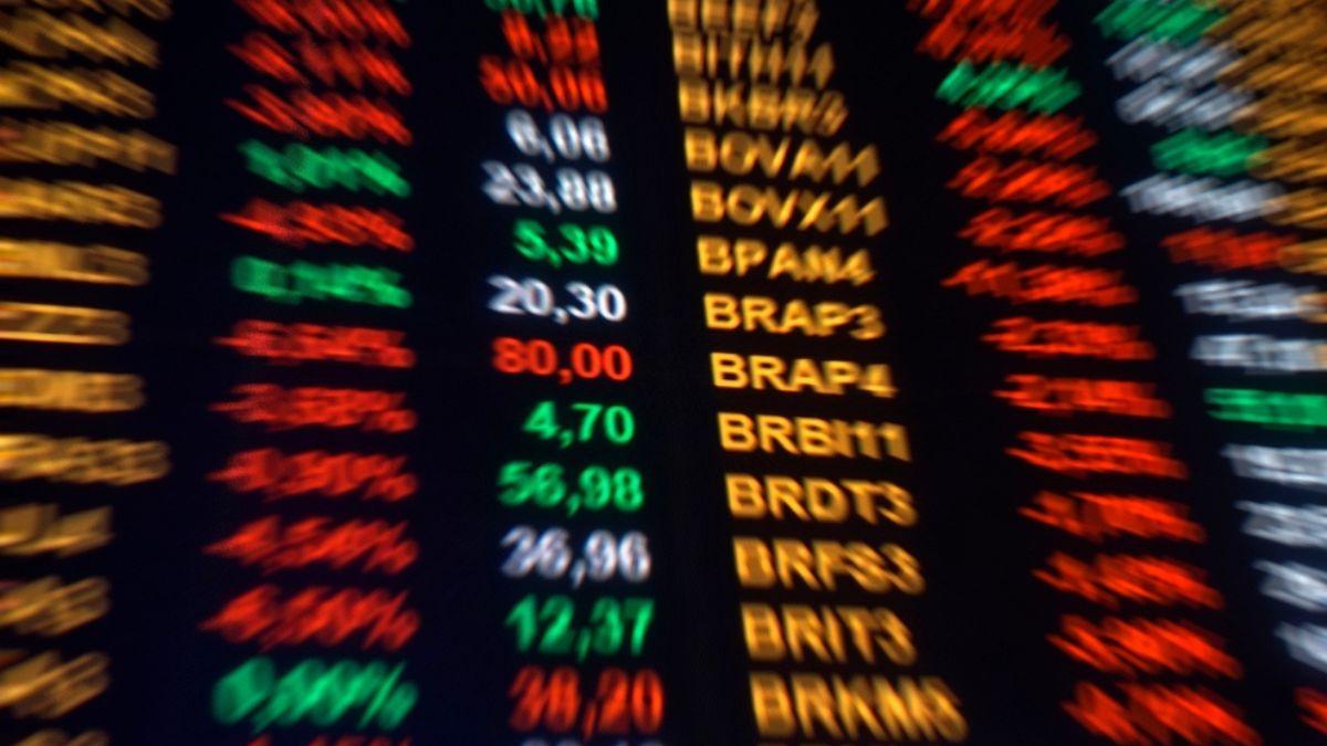 O dólar, por outro lado, avançava (Imagem: Shutterstock)