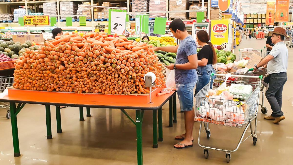 Petróleo segue cada vez mais caro, mas não segurou o IBOV sozinho (Imagem: Shutterstock)