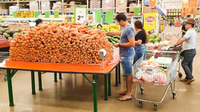 Petróleo segue cada vez mais caro, mas não segurou o IBOV sozinho (Imagem: Shutterstock)