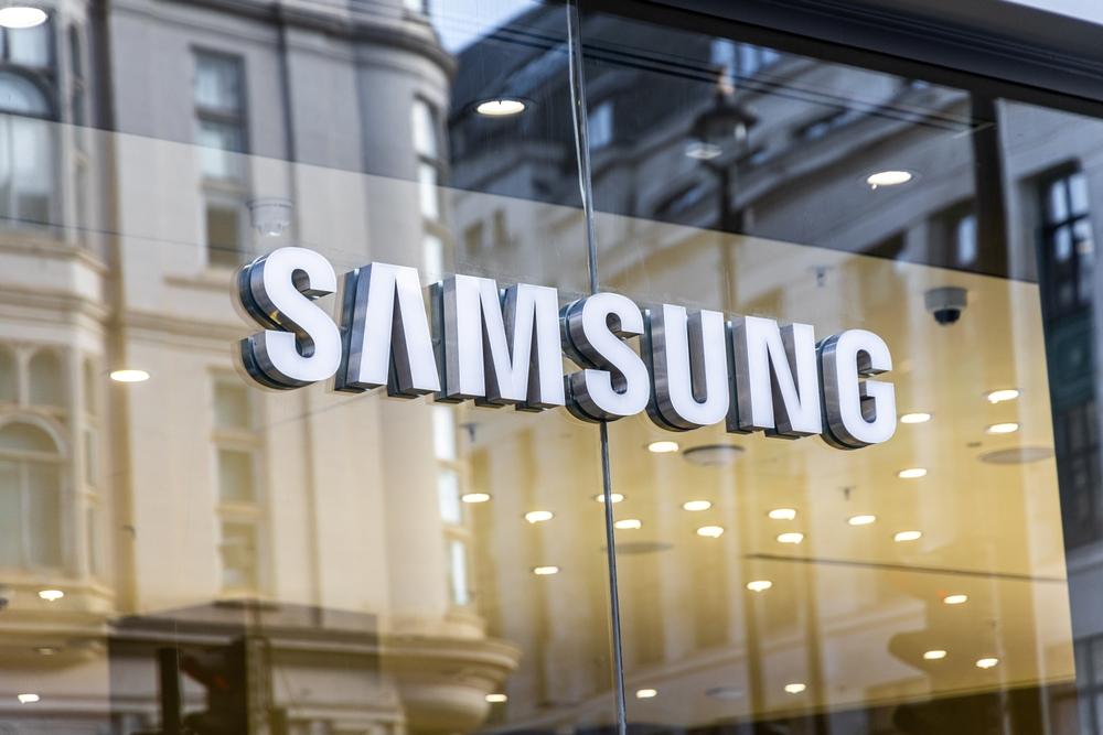 Samsung se tornou a segunda asiática com maior valor de mercado do mundo (Imagem: Shutterstuck)