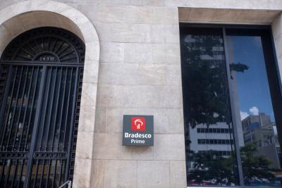 Bradesco é um dos maiores bancos do Brasil em valor de mercado e market share (Imagem: Shutterstuck)