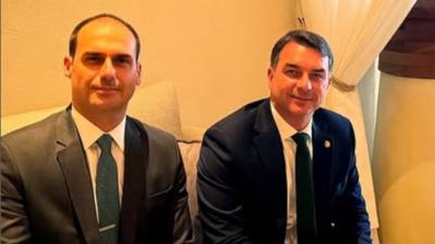 Eduardo e Flávio Bolsonaro negam envolvimento ilícito com banqueiro Daniel Vorcaro (Imagem: Reprodução/Instagram)