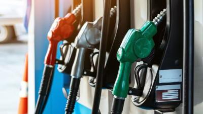 Magda Chambriard já havia sinalizado que a gasolina poderia passar por reajuste (Imagem: Reprodução)