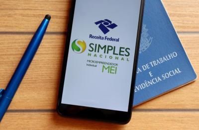 MEI facilita criação de empresas com simplificação de impostos federais (Imagem: Shutterstock)