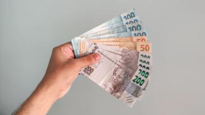 Dividendos da semana somam mais de R$ 1,3 bilhão (Imagem: Shutterstock)