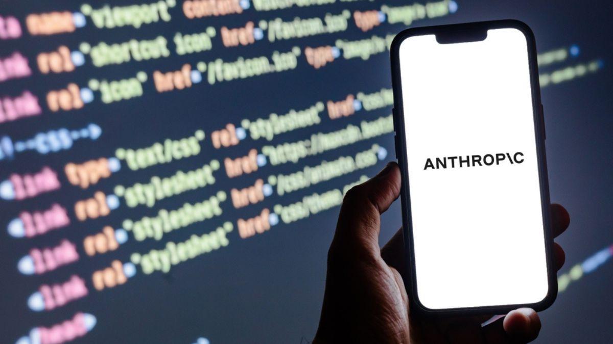 Governo dos EUA teria encontrado falhas de segurança nos novos modelos de iA da Anthropic (Imagem: Shutterstock)