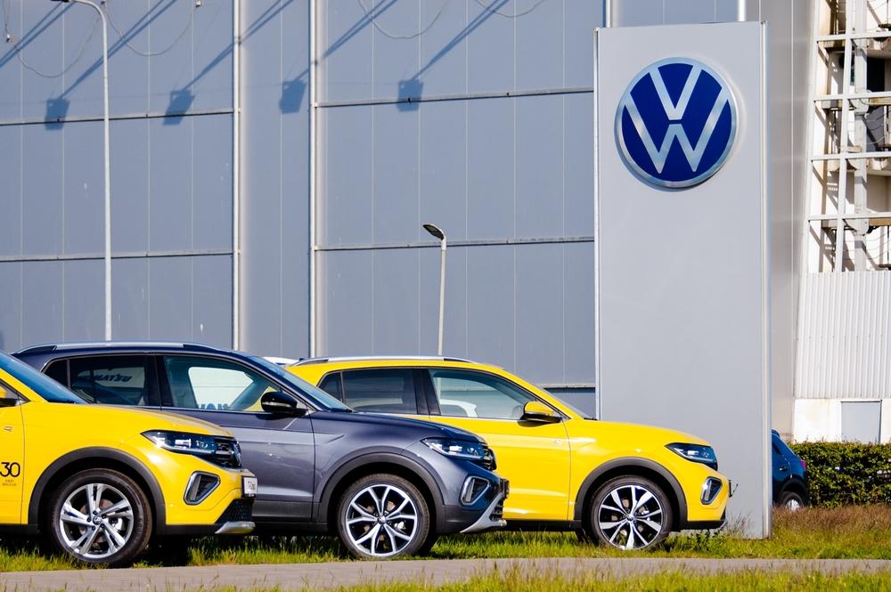 Volkswagen é uma das principais fabricantes de automóveis do mundo (Imagem: Shutterstock)
