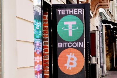 Tether é emissora da principal stablecoins vinculada ao dólar do mundo (Imagem: Shutterstock)