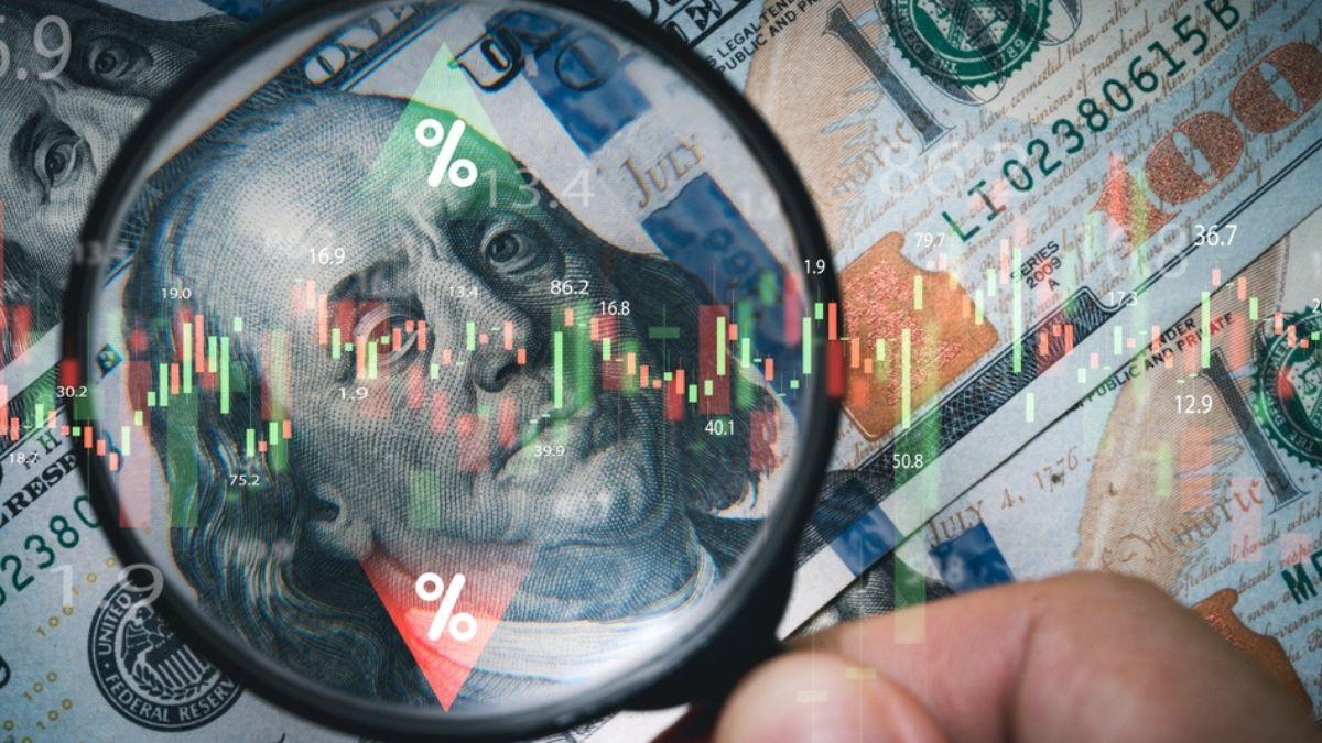 O dólar recuava 1,22% (Imagem: Shutterstock)