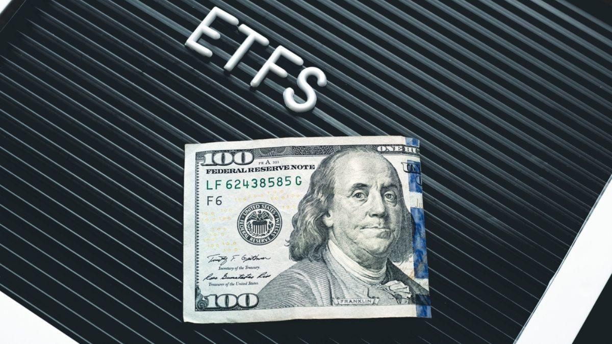 6 ETFs têm data de corte e mais 10 pagam dividendos na semana; veja loading=