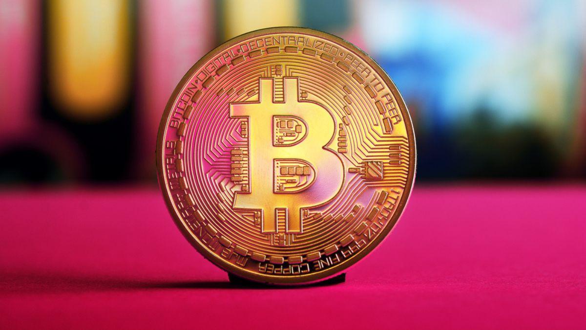Bitcoin entra no 'top 10%' mais barato da história e BTG vê oportunidade rara loading=