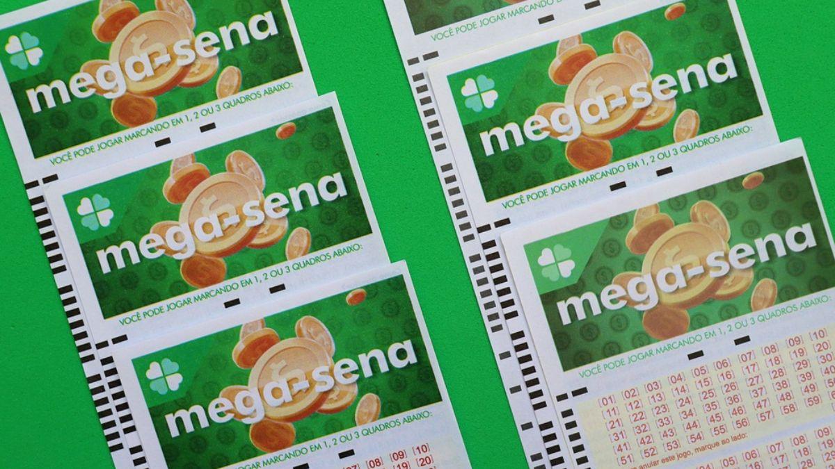 Caixa muda sorteios e dá mais tempo para apostar na Mega-Sena; veja novos horários loading=