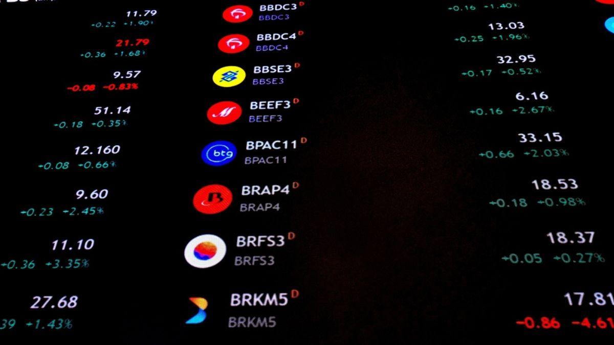 Para os analistas, commodities devem impulsionar os balanços do 2T26 (Imagem: Shutterstock)