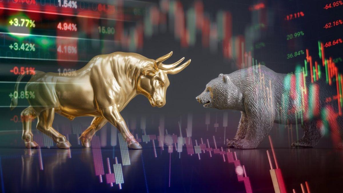 O dólar comercial caiu 0,43%, cotado a R$ 5,05 (Imagem: Shutterstock)