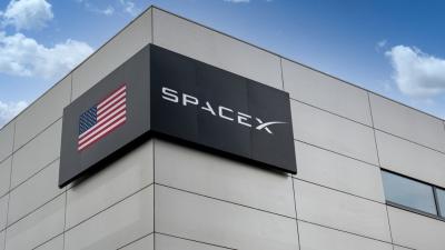 Quase 80% de Wall Street segue otimista com a SpaceX mesmo após a queda (Imagem: Shutterstock)