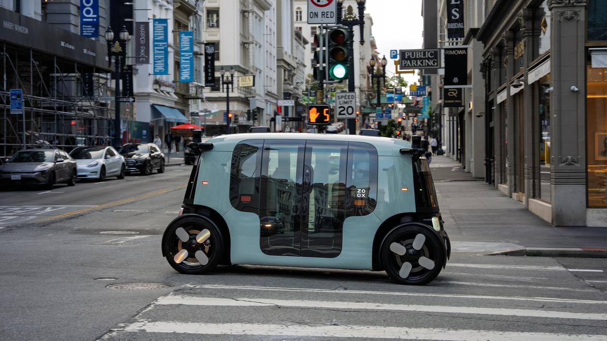 Táxis autônomos poderão trafegar pelas ruas do país com velocidade limitada (Imagem: Divulgação)