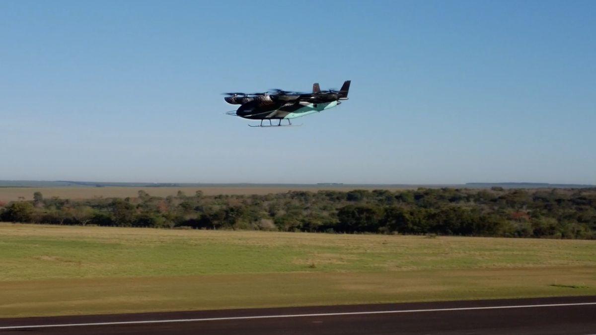 Teste foi realizado na unidade da Embraer em Gavião Peixoto, SP (Imagem: Divulgação)