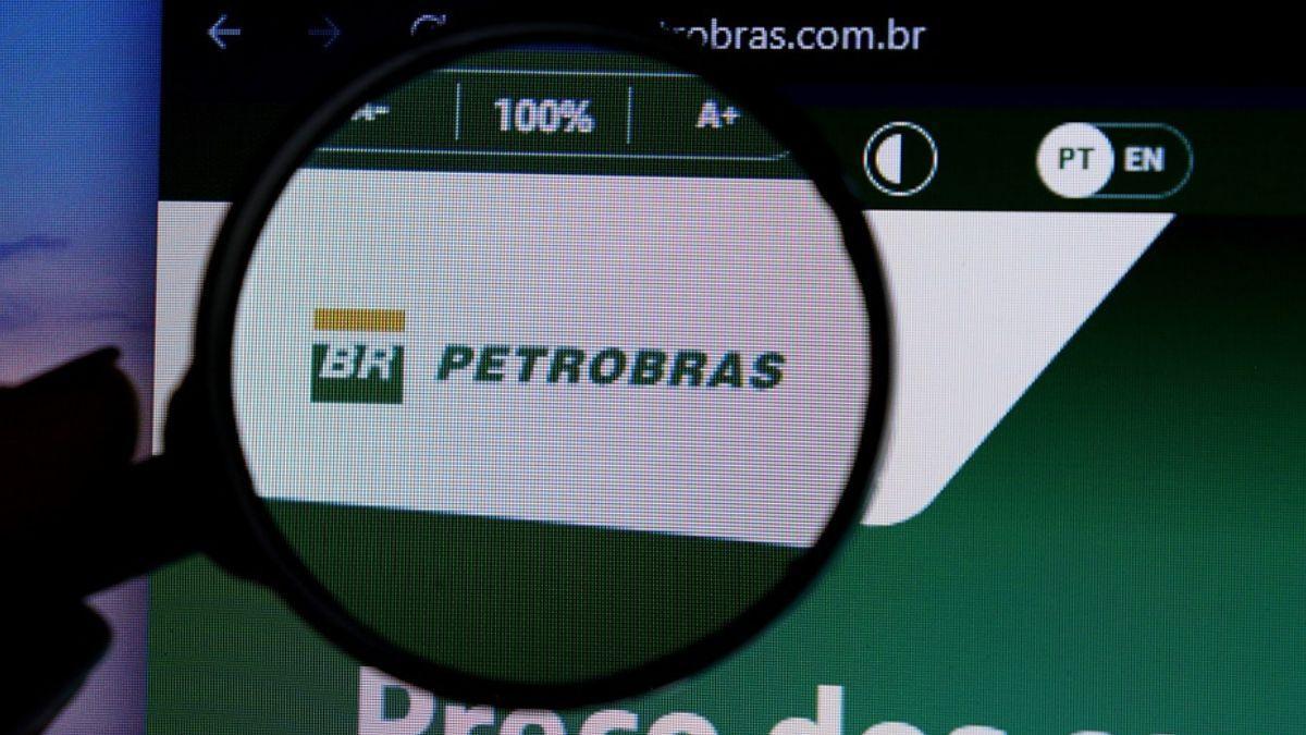 O consenso projeta receita líquida de R$ 30,8 bilhões (Imagem: Shutterstock)