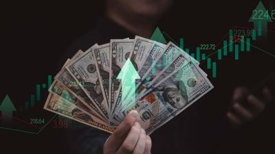 Entre as criptomoedas, o ambiente também era de baixa (Imagem: Shutterstock)