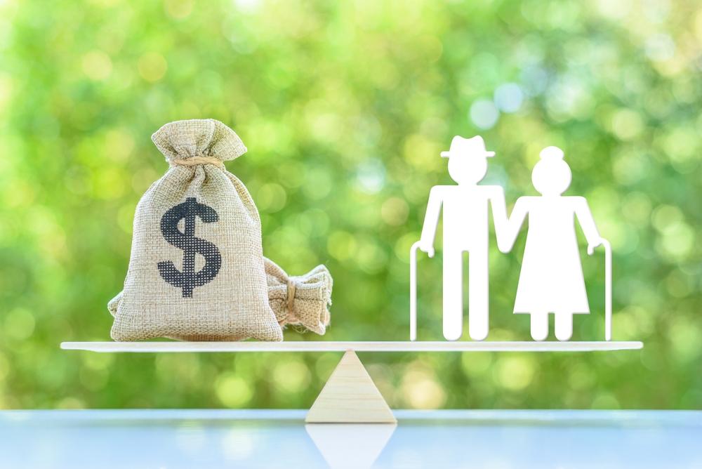 Previdência pública é responsável por aposentadoria de servdidores dos estados e municípios (Imagem: Shutterstock)