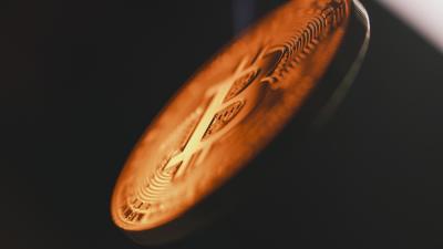 Valor de mercado do Bitcoin é de quase US$ 1,5 trilhão (Imagem: shutterstock)