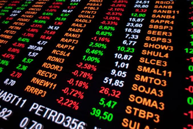 Entre os principais ativos, o petróleo registra alta de 1,08% (Imagem: Shutterstock)