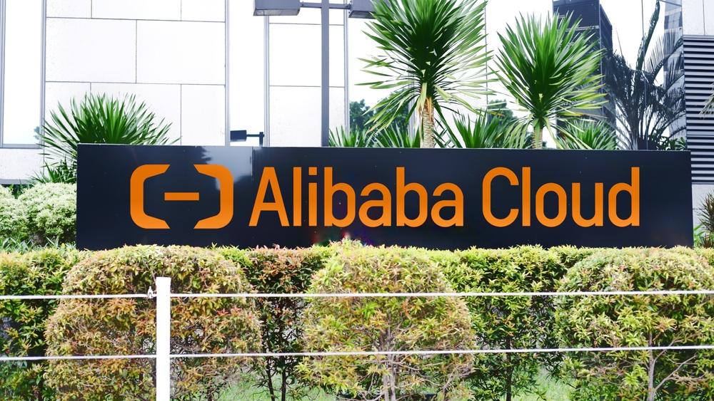 Alibaba tem quase um terço do mercado de nuvem na China (Imagem: Shutterstock)