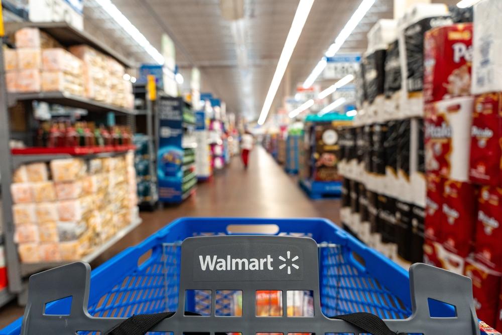 Walmart é uma das redes de supermercados mais valiosas do mundo (Imagem: Shutterstock)