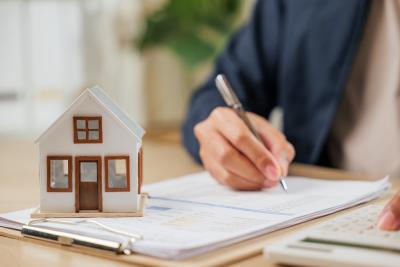 IGPM é usado como base para contratos imobiliários no geral (Imagem: Shutterstock)