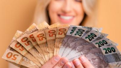 A fortuna provém das ações da WEG, uma das gigantes da B3 (Imagem: Shutterstock)