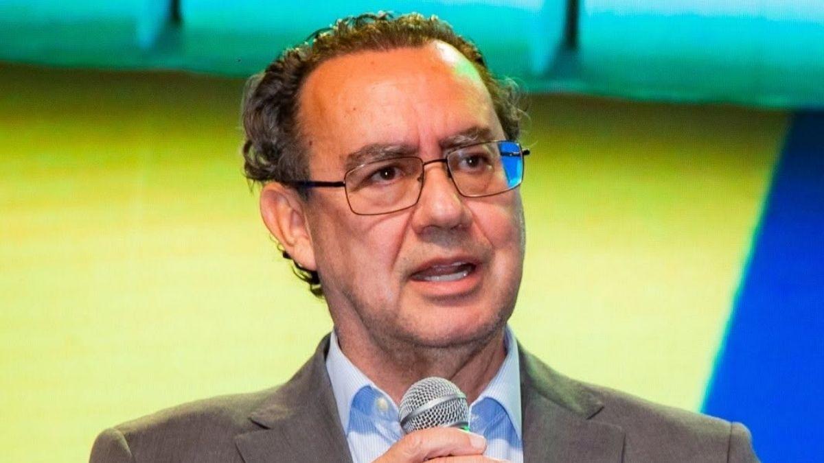 Augusto Cury é médico psiquiatra, escritor e candidato à presidência pelo Avante (Imagem: Facebook/Avante)