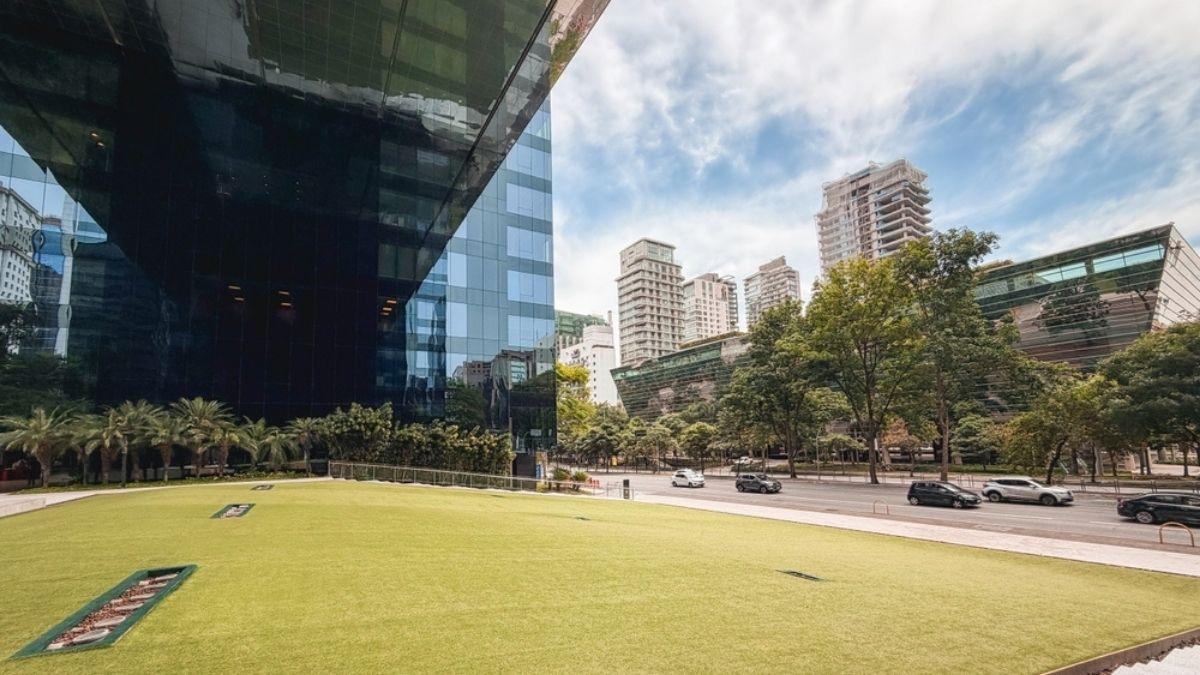 Um dos negócios envolvia o prédio do Google na Faria Lima, em São Paulo (Imagem: Shutterstock)