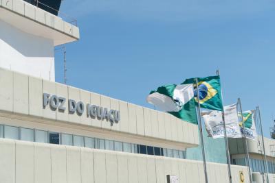 Aeroporto de Foz do Iguaçu é um dos que estão incluídos no pacote de venda (Imagem: Shutterstock)