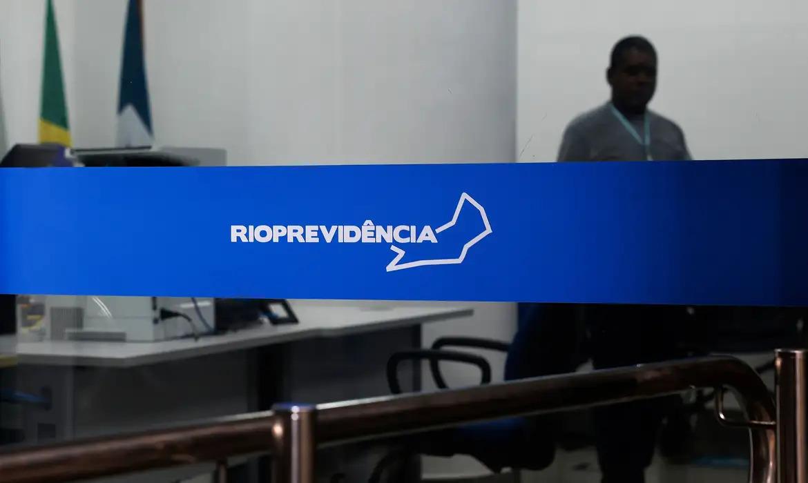 Fundo de pensões do Rio é responsável pelo pagamento de milhares de aposentados e pensionistas (Imagem: Tânia Rego/Agência Brasil)