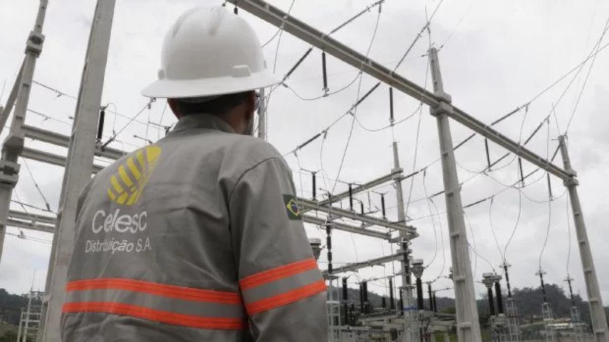 Os pagamentos dos proventos devem ficar para os meses de junho e de dezembro de 2027 (Imagem: Maurício Vieira/SECOM SC)