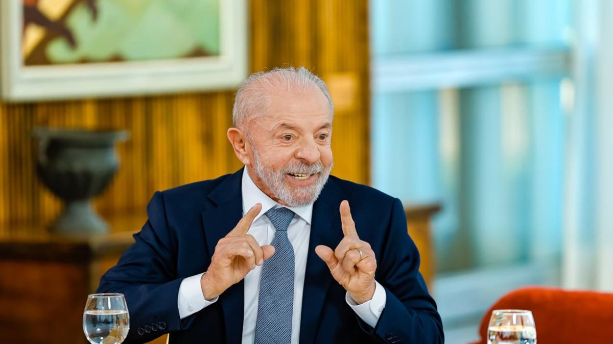 Jornalista e presidente do PT sugerem que Lula não irá ao último debate antes do 1º turno (Imagem: Ricardo Stuckertt/PR)