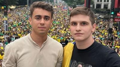 Aliados de Flávio, Nikolas e Pavanato fizeram campanha juntos em 2026 (Imagem: Reprodução/Facebook)