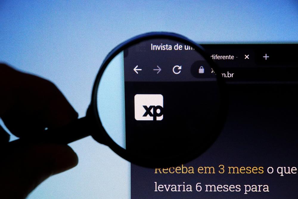 XP é uma das maiores corretoras de investimentos do país (Imagem: Shutterstock)