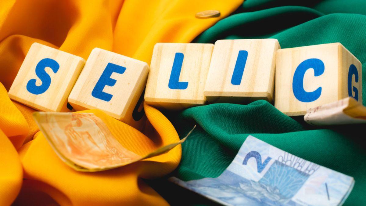 Selic está em 13,75% atualmente e, pelos cálculos do mercado, ainda pode ter dois cortes em 2026 (Imagem: Shutterstock)
