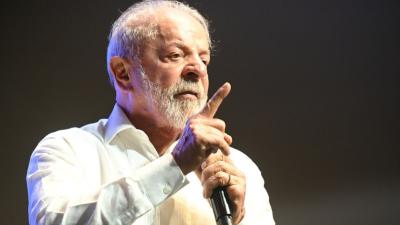 O pacote também retoma ainda a discussão sobre o teto de faturamento anual dos MEIs (Imagem: Shutterstock)
