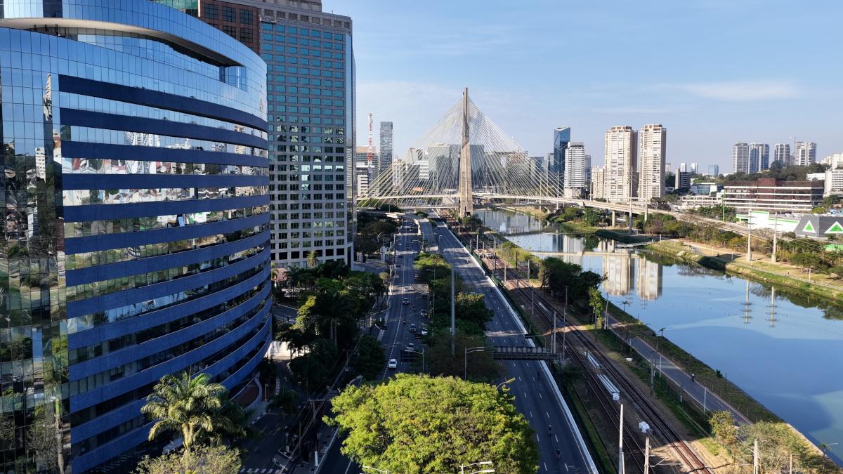 FII TRXF11 mantém participações em 106 imóveis espalhados pelo Brasil (Imagem: Shutterstock)