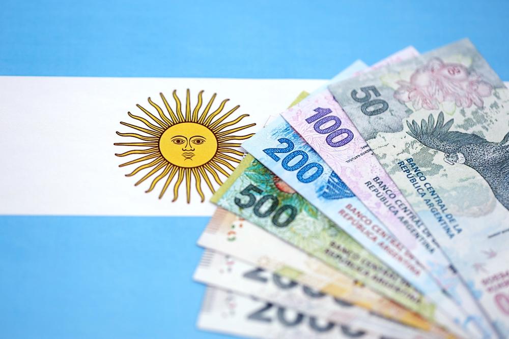 País vizinho tem economia atrelado ao Brasil, enfrentando impactos da baixa dos mercados (Imagem: Shutterstock)