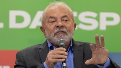 Lula discursou a apoiadores no dia em que completou 81 anos (Imagem: Shutterstock)