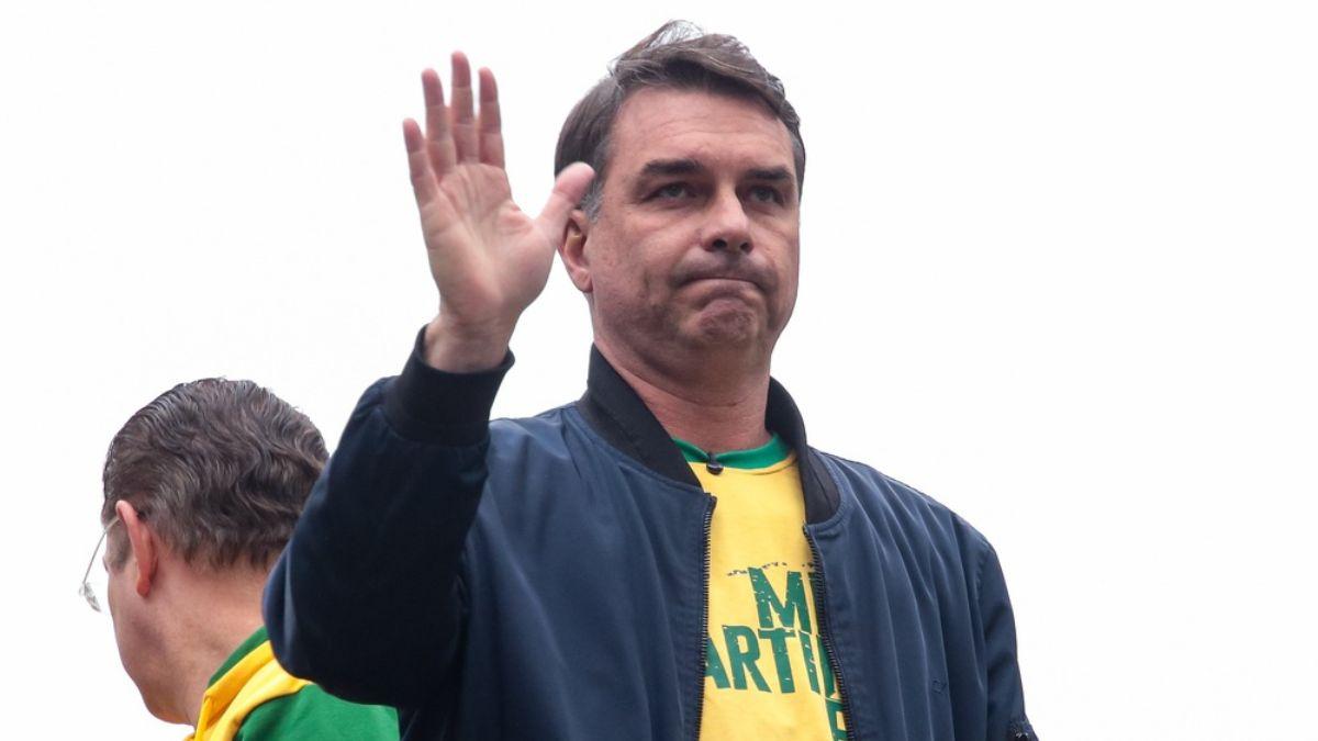 O partido de Flávio Bolsonaro reconheceu o resultado do 2º turno (Imagem: Shutterstock)