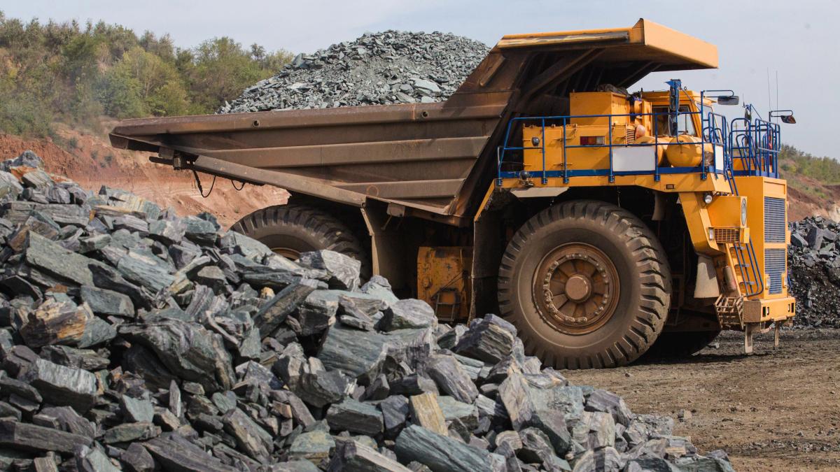 Queda dos preços do minério de ferro no 3T26 é a justificativa da VALE3 (Imagem: Shutterstock)